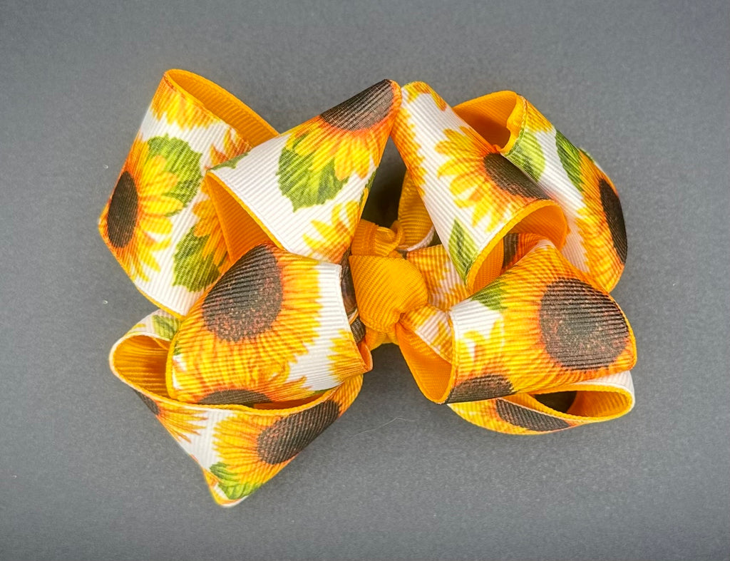 LillyRose - Sunflower with Alligator Clip - Size: Medium