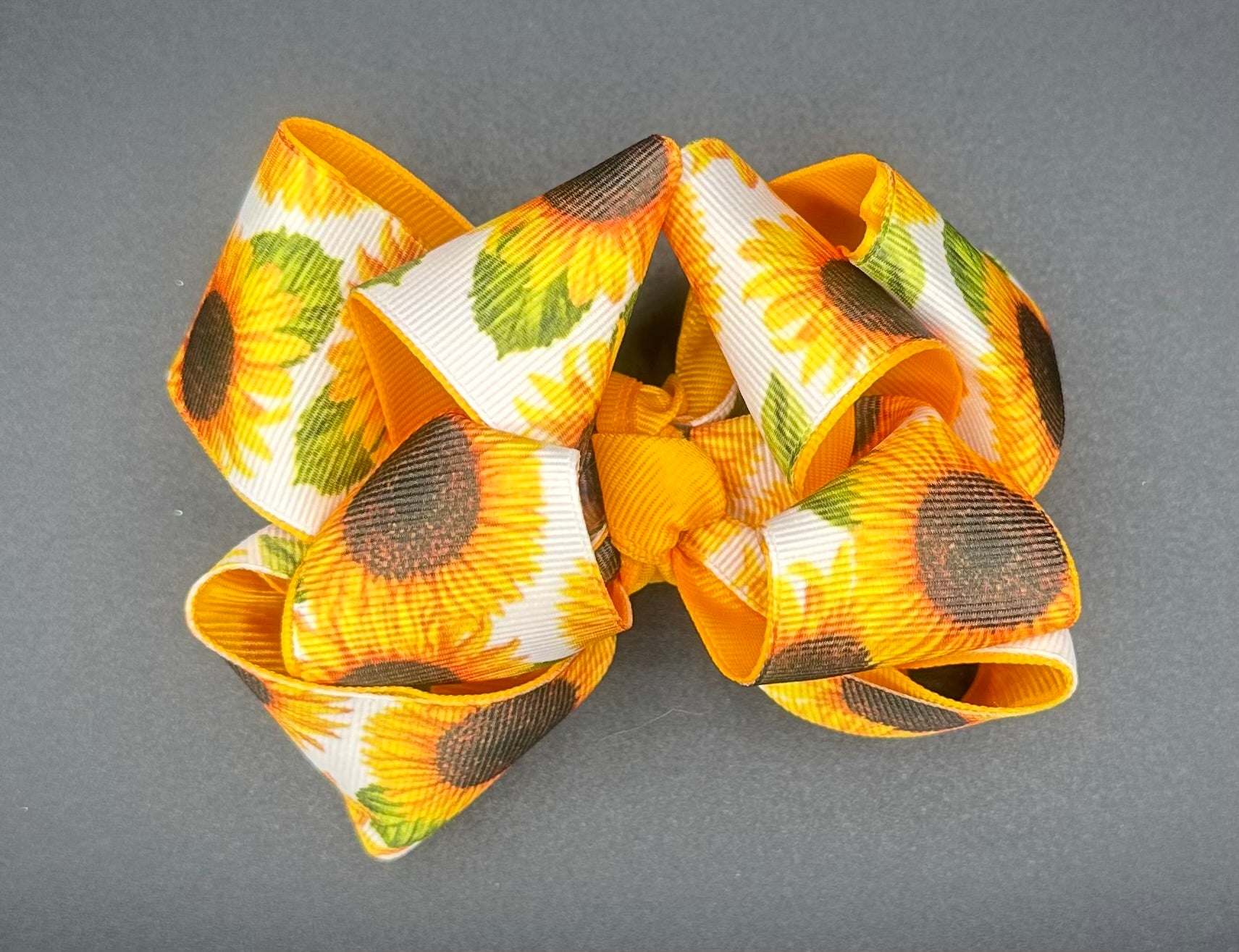 LillyRose - Sunflower with Alligator Clip - Size: Medium